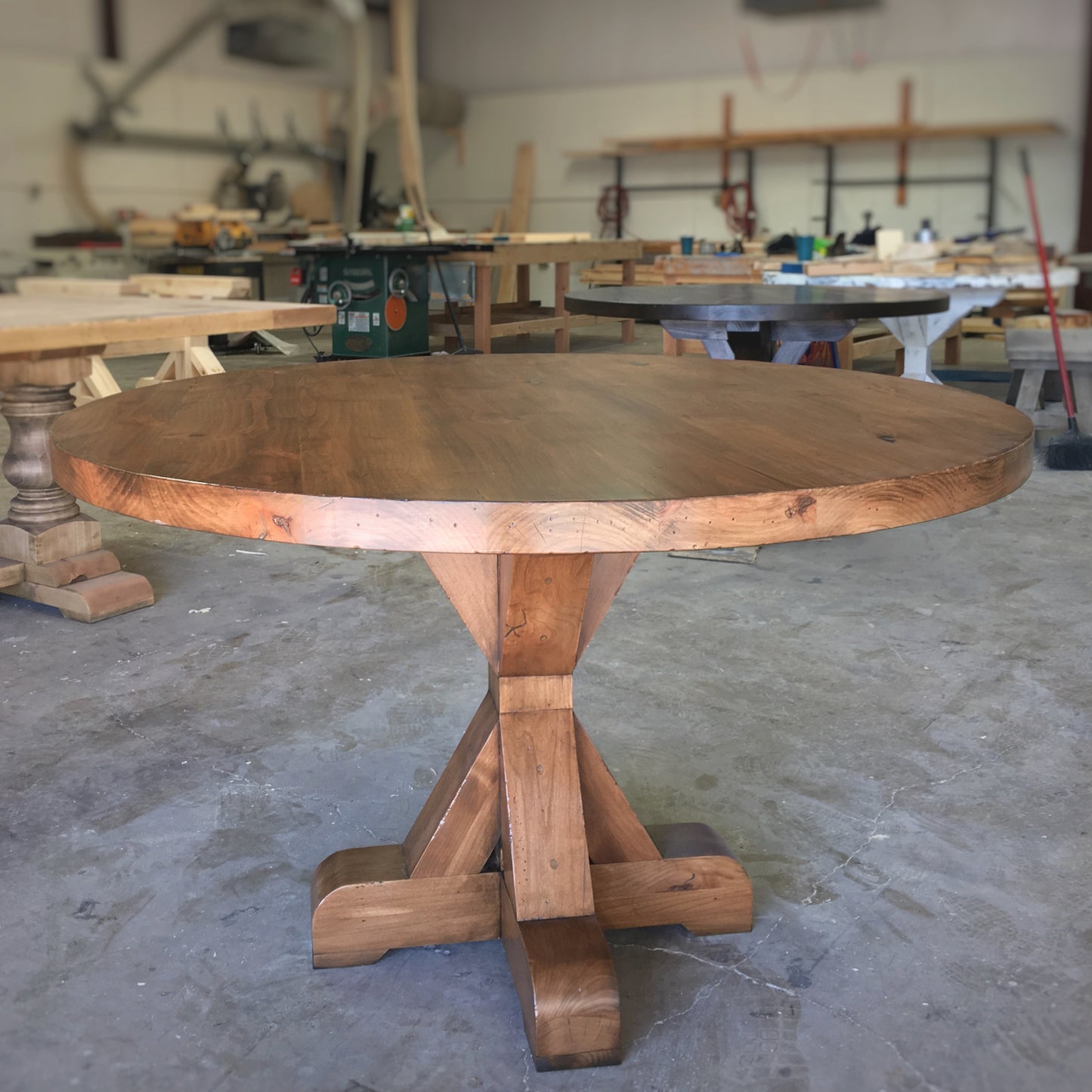 Round X-Base Dining Table