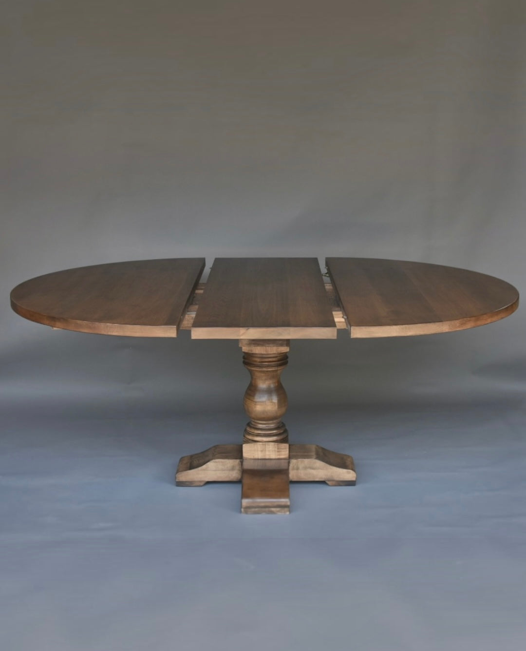 Pedestal Round Extension Table with Turned Pedestal